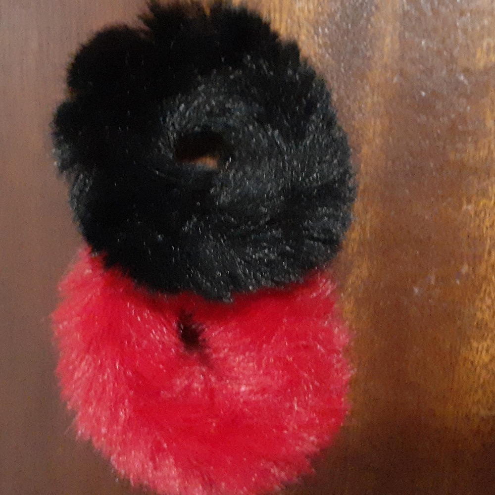 NEW 2 Fluffy Furry Fuzzy Hair Ties Ponytail Holder Scrunchy